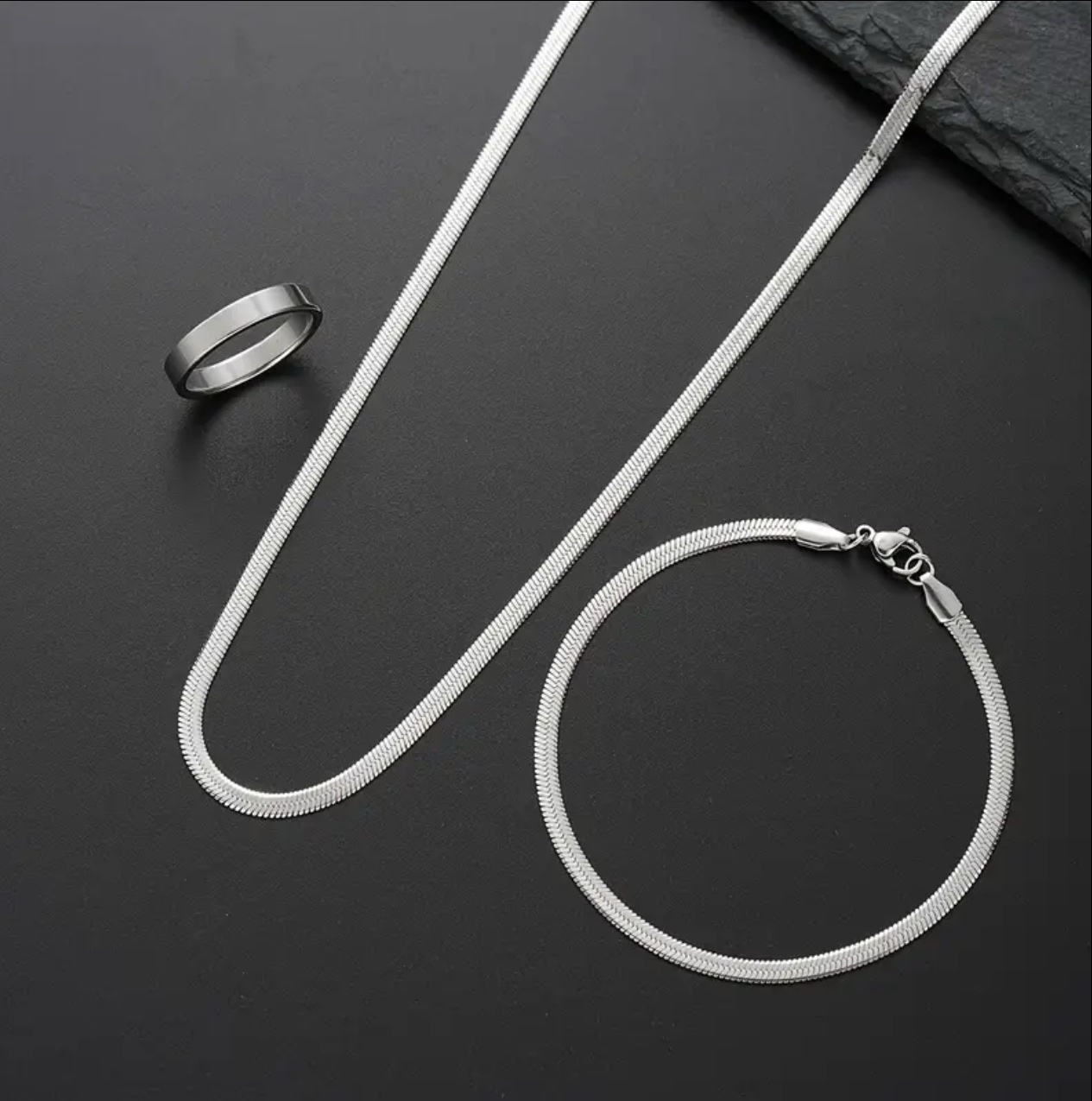 Symphonie des trois joyaux ✨ – Image 2